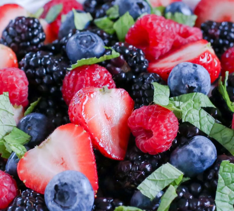 Iced Summer Berries Hair Detangler